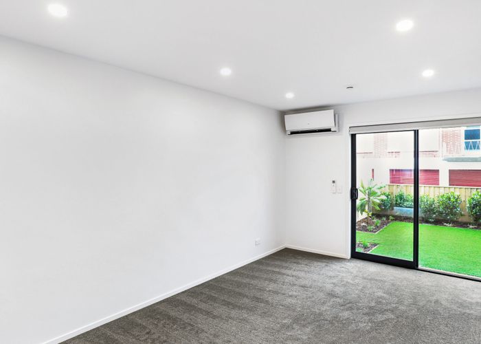  at 11/10 Willcott Street, Mount Albert, Auckland City, Auckland
