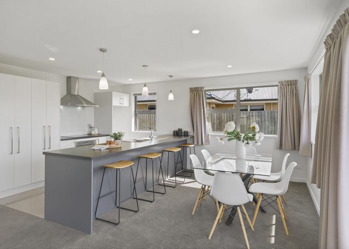  at 12 Carrington Close, Lincoln, Lincoln