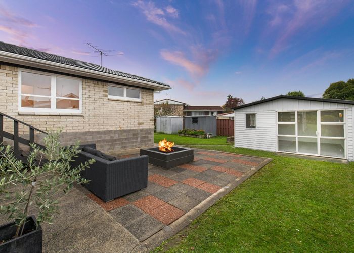  at 42 Ray Small Drive, Pahurehure, Papakura, Auckland