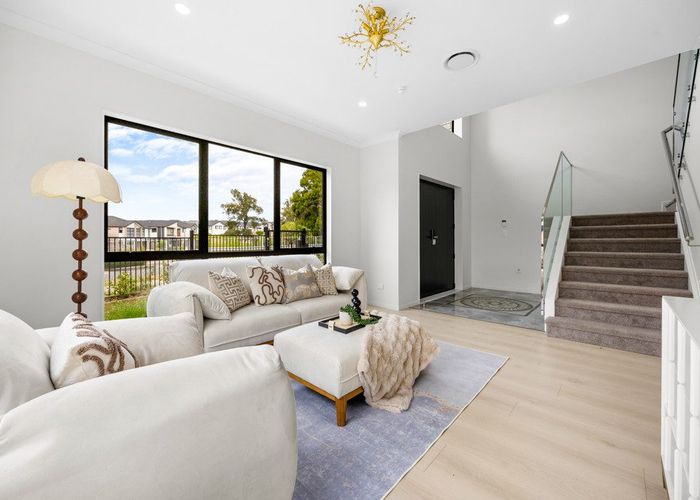  at 32 Tannaghmore Drive, Flat Bush, Manukau City, Auckland