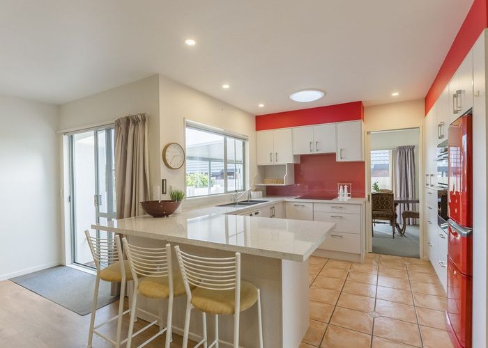  at 318 Manly Street, Paraparaumu Beach, Kapiti Coast, Wellington