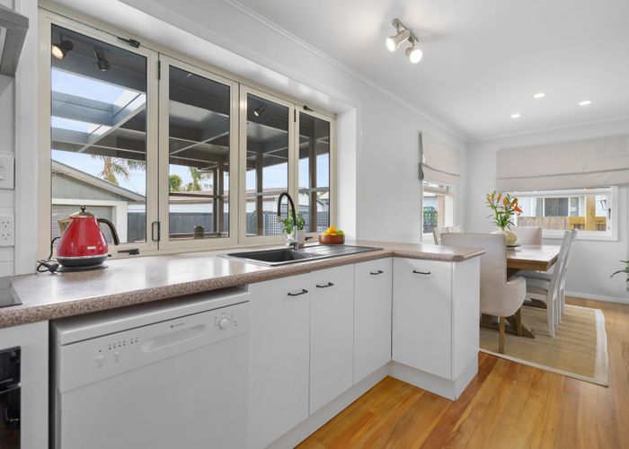  at 10 Glover Street, Cambridge, Waipa, Waikato