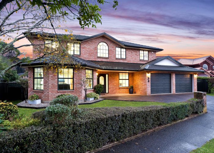  at 30 South Kensington Way, Henderson, Auckland