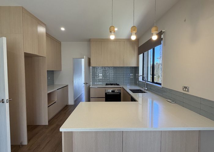  at 21  Eros Road, Flat Bush, Manukau City, Auckland