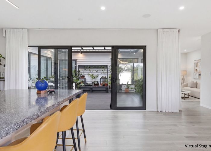  at 37 Namsan Close, Fairview Heights, North Shore City, Auckland