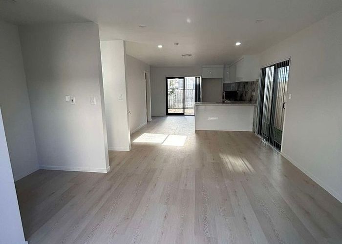  at 14 James street, Mangere, Manukau City, Auckland