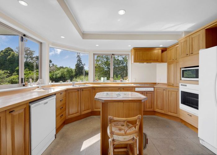 at 47 Charles Dickens Drive, Mellons Bay, Auckland