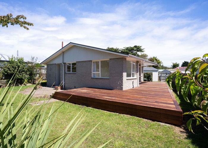  at 22 Besant Place, Avondale, Christchurch City, Canterbury