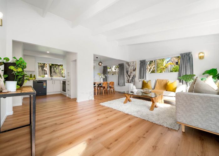  at 99B Oaktree Avenue, Browns Bay, North Shore City, Auckland