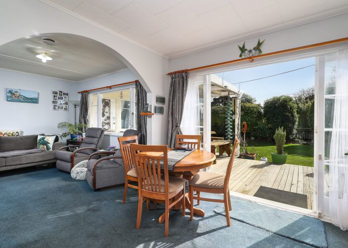  at 132 Lord Rutherford Road South, Brightwater