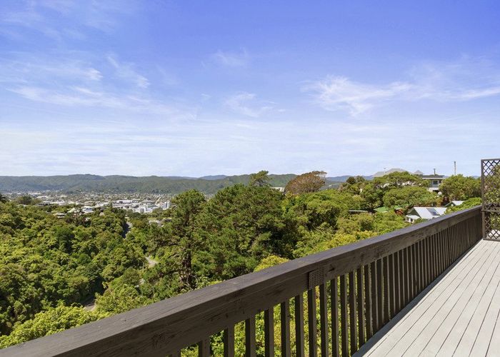  at 66 Miromiro Road, Normandale, Lower Hutt, Wellington