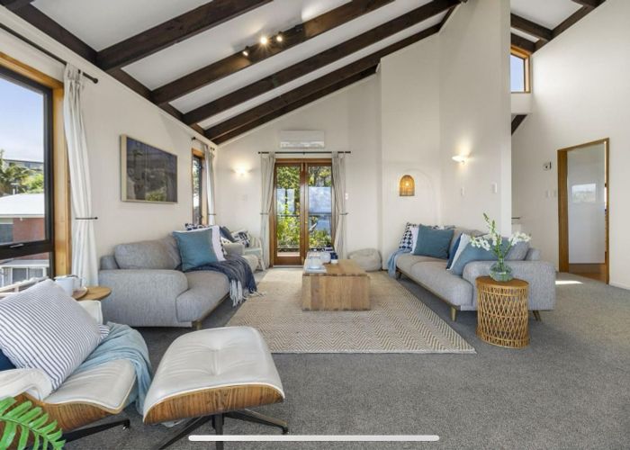  at 420 Hillsborough Road, Mount Roskill, Auckland