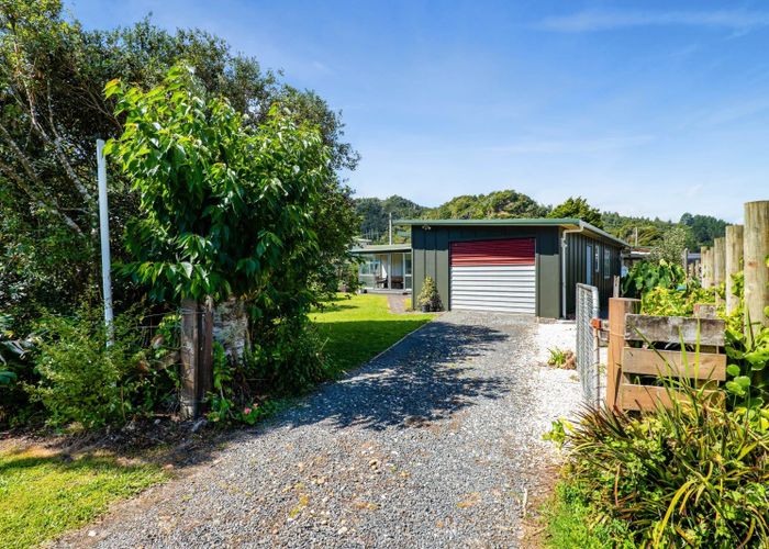  at 2 Hills Road, Tongaporutu