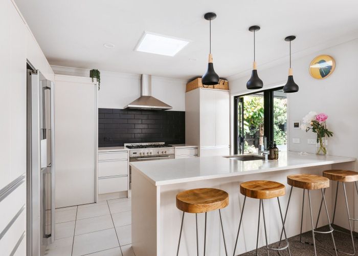 at 35 Rota Close, Papamoa Beach, Papamoa