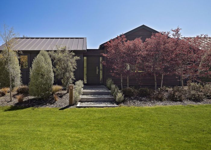  at 6 Pendeen Crescent, Jacks Point, Queenstown-Lakes, Otago