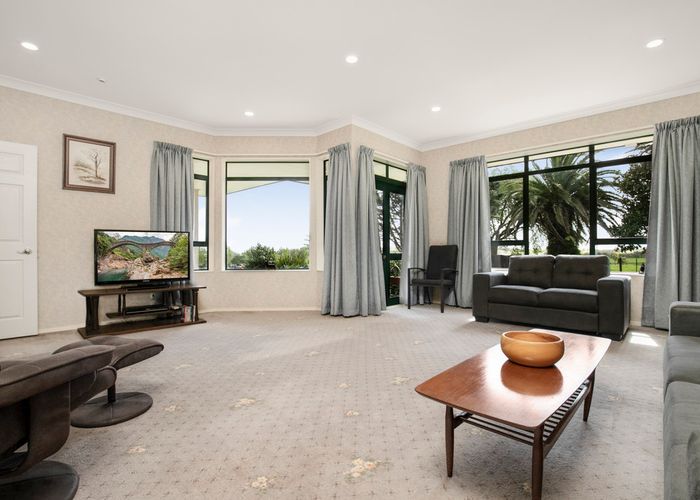  at 182 Logan Road, Buckland