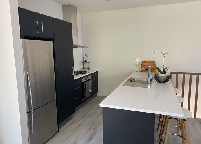  at 576A Grey Street, Hamilton East, Hamilton