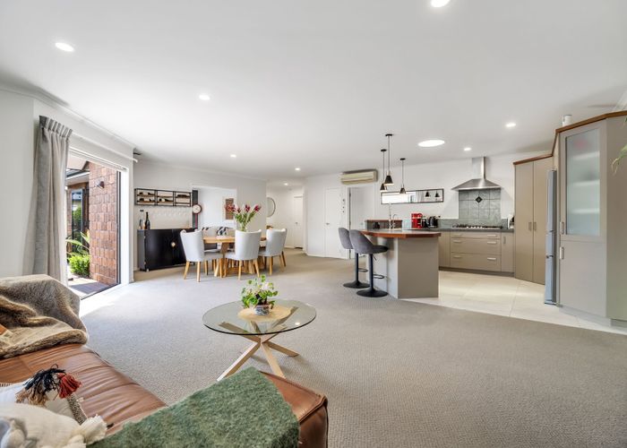  at 8 Farleigh Close, Huntington, Hamilton, Waikato