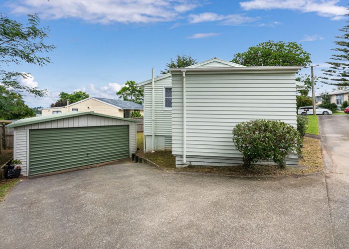  at 6 Courtland Avenue, Glen Innes, Auckland