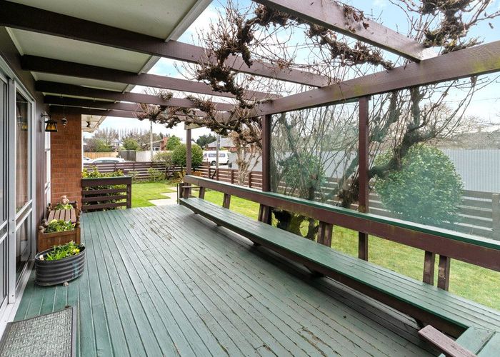  at 116 Cavendish Road, Casebrook, Christchurch