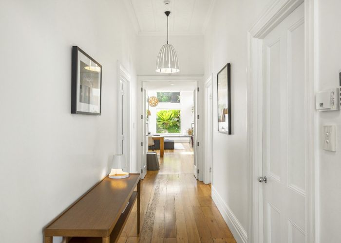  at 12 Peel Street, Westmere, Auckland