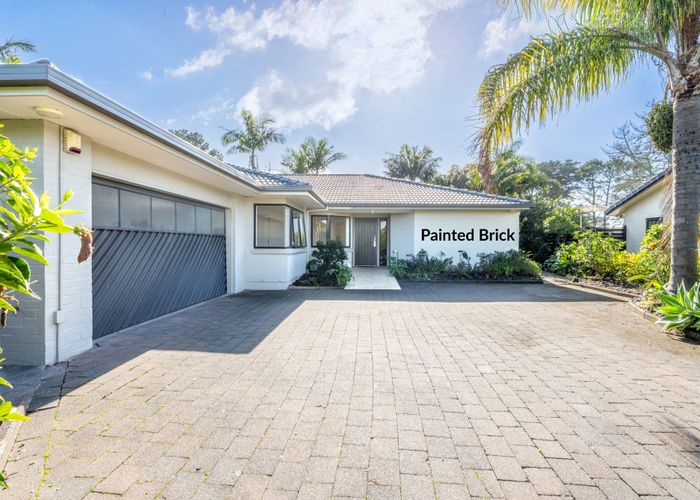  at 4 Seneca Court, Golflands, Manukau City, Auckland