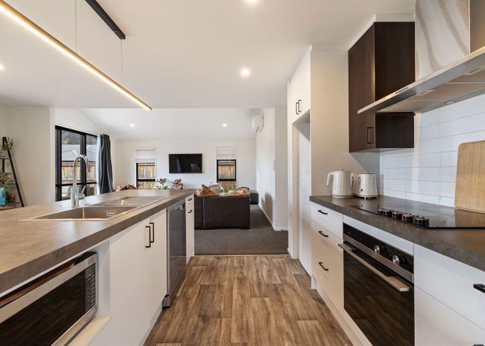  at 17 Cheviot Street, Hanley's Farm, Jacks Point, Queenstown-Lakes, Otago