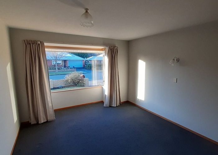  at 1/15 Showgate Avenue, Sockburn, Christchurch