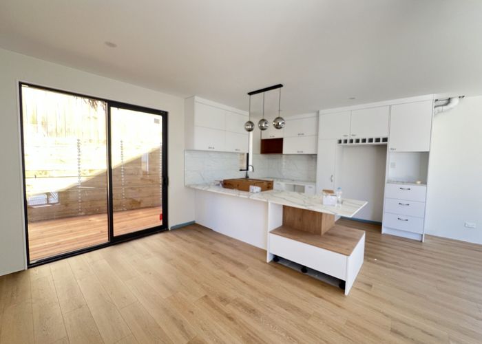  at Raphael Place, West Harbour, Waitakere City, Auckland