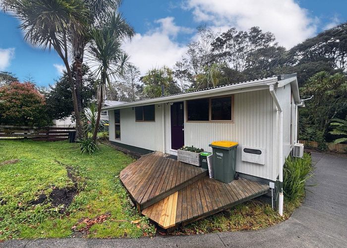  at 7 Willowbrook Place, Titirangi, Waitakere City, Auckland