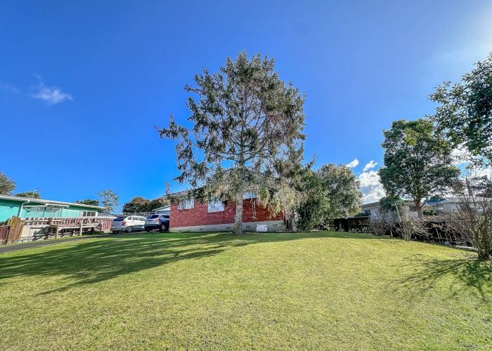  at 4 Staverton Crescent, Mangere, Manukau City, Auckland