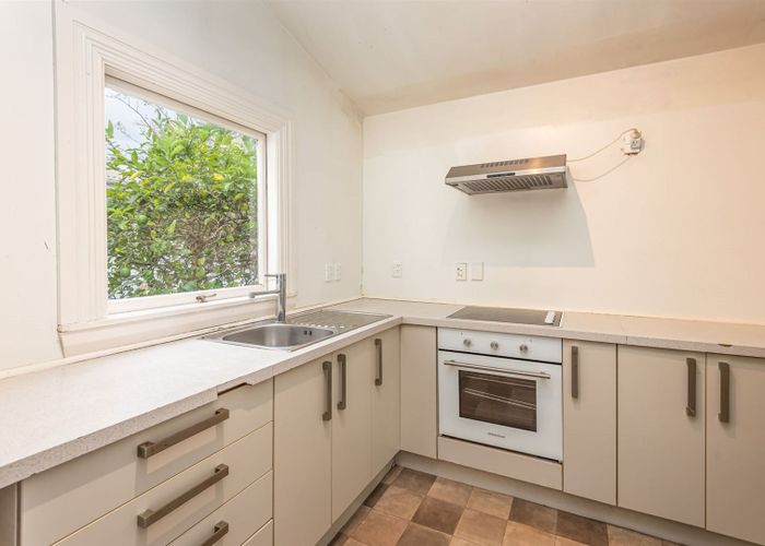  at 32 Stanmore Road, Phillipstown, Christchurch