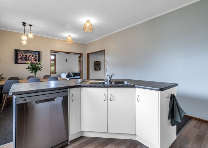  at 17 Renfrew Street, Waikiwi, Invercargill