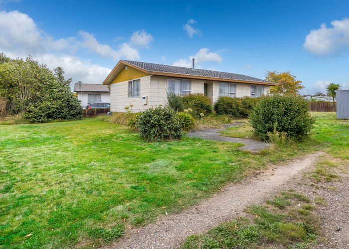  at 43 Hyde Avenue, Nawton, Hamilton