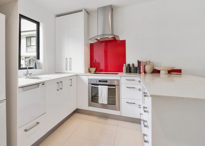  at 11/8 Dock Street, City Centre, Auckland City, Auckland