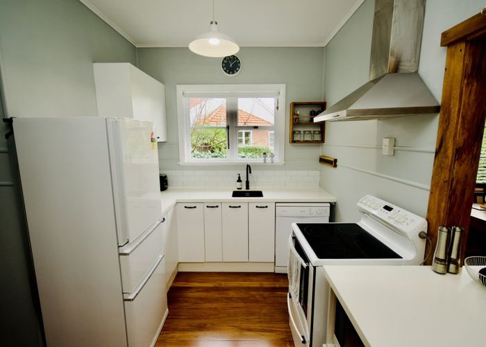  at 78 Savage Cres, West End, Palmerston North, Manawatu / Whanganui