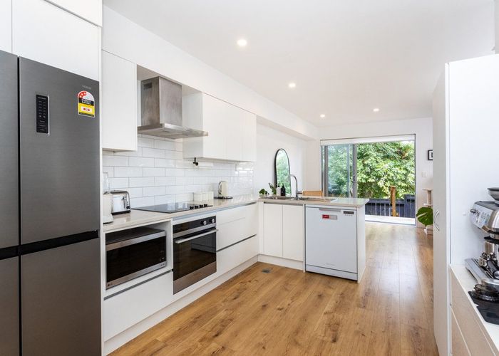  at 1B Kororo Street, Northcote, North Shore City, Auckland