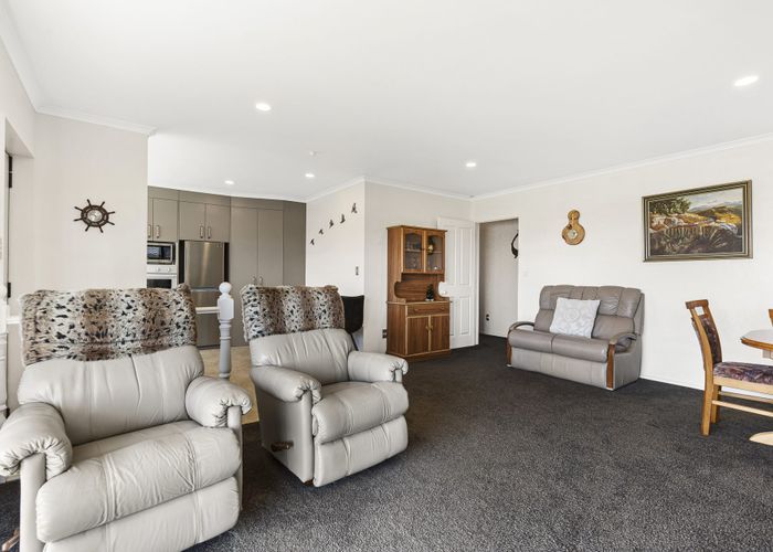  at 45D Paynters Avenue, Strandon, New Plymouth