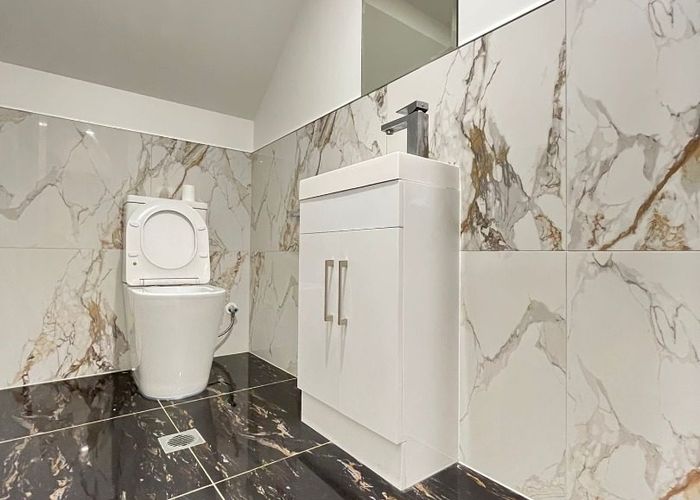  at 10B Benton Place, Manurewa, Manukau City, Auckland