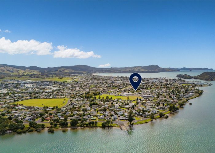  at 33 South Highway, Whitianga, Thames-Coromandel, Waikato