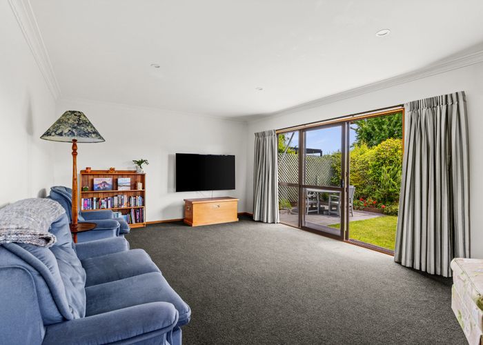  at 2/5 Forward Street, Greenmeadows, Napier, Hawke's Bay
