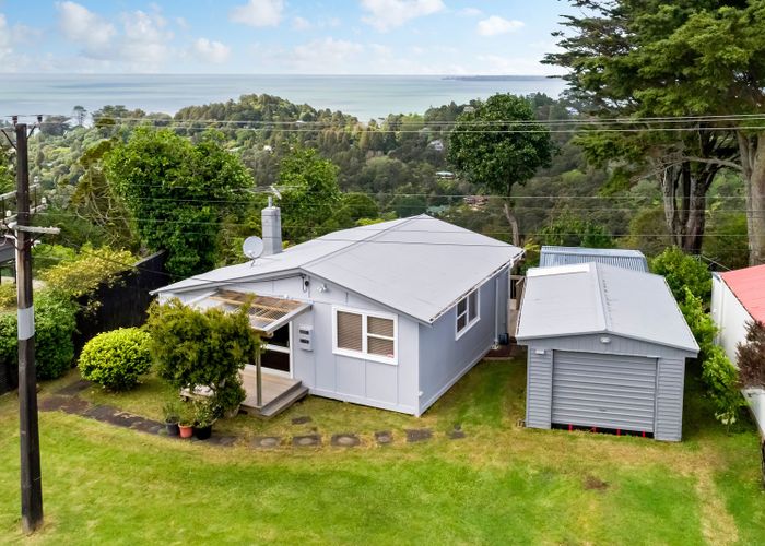  at 65 Tane Road, Laingholm, Auckland