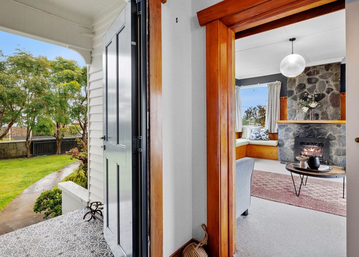  at 13 Paynters Avenue, Strandon, New Plymouth