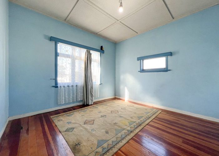  at 16 Rimu Street, New Lynn, Waitakere City, Auckland