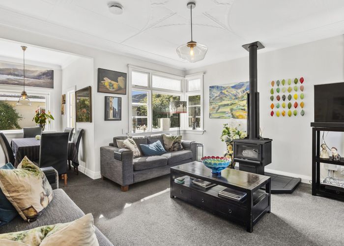  at 396 Bay View Road, Saint Clair, Dunedin