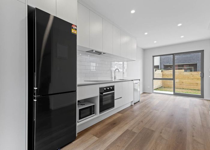  at 27 Te Ara Wai, Mangere East, Manukau City, Auckland