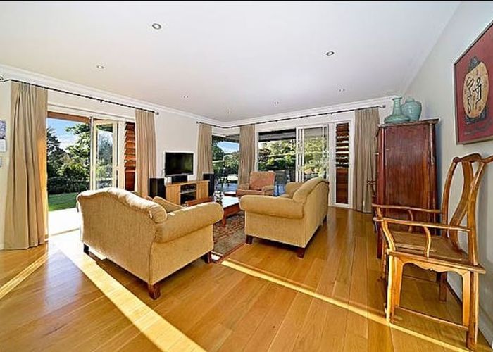  at 3A Inchinnam Road, Flat Bush, Auckland