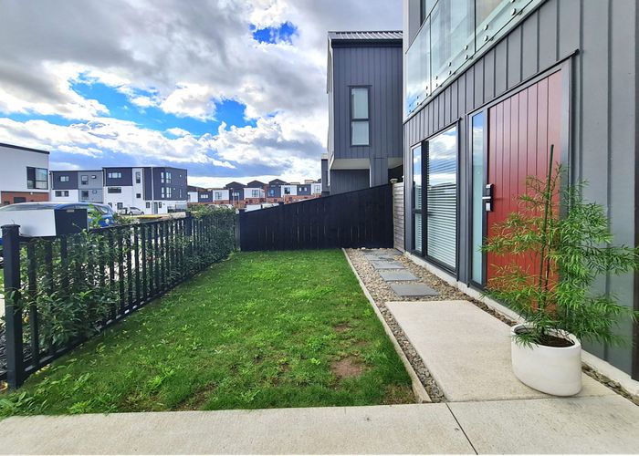  at 14 Hearth Street, Flat Bush, Auckland