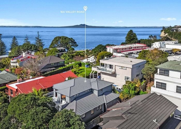 at 16A Valley Road, Browns Bay, North Shore City, Auckland