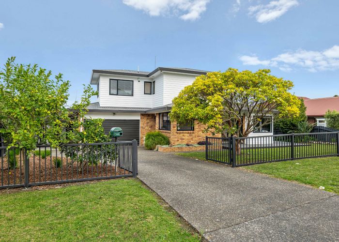  at 5 Merlot Heights, Huapai, Rodney, Auckland